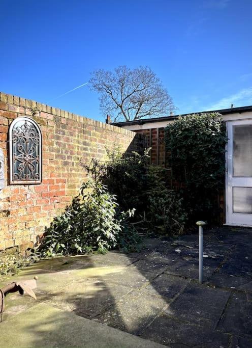 The Lytham Cottage Lytham St Annes Bagian luar foto